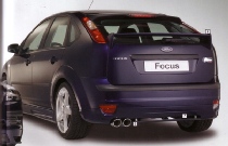 Stoffler Heckschrze Focus Flieheck mit Ausschnitt links - Ford